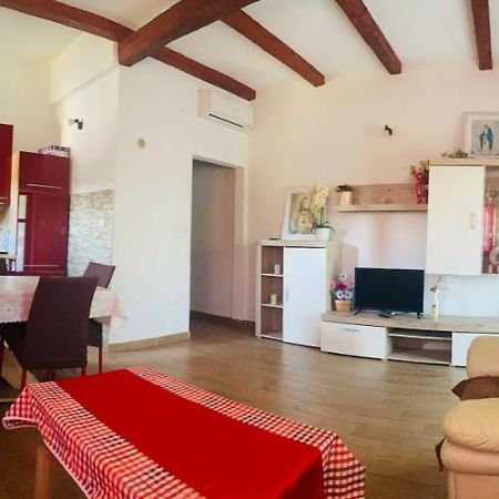 Apartmani Janja Stari Grad Kültér fotó
