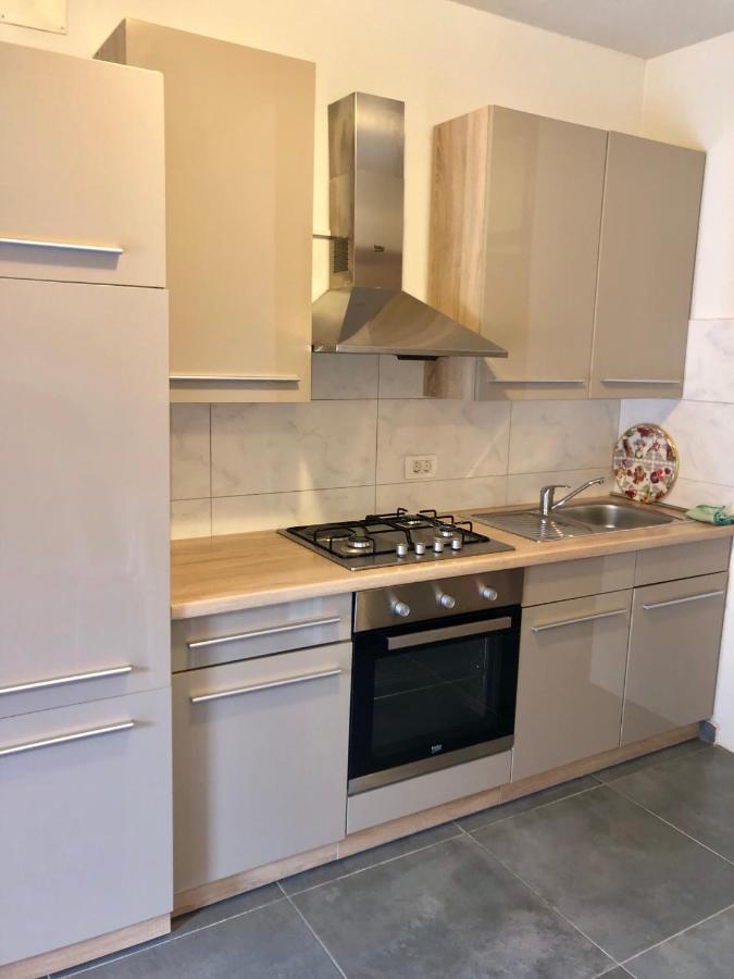 Apartmani Janja Stari Grad Kültér fotó