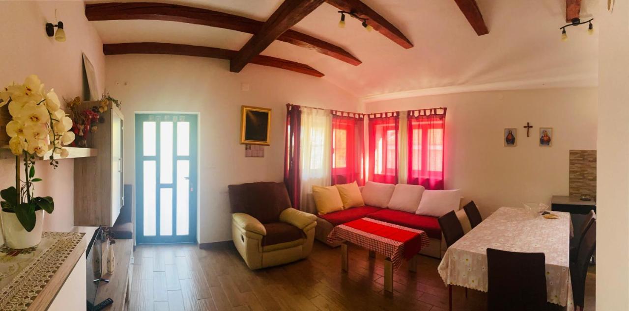 Apartmani Janja Stari Grad Kültér fotó