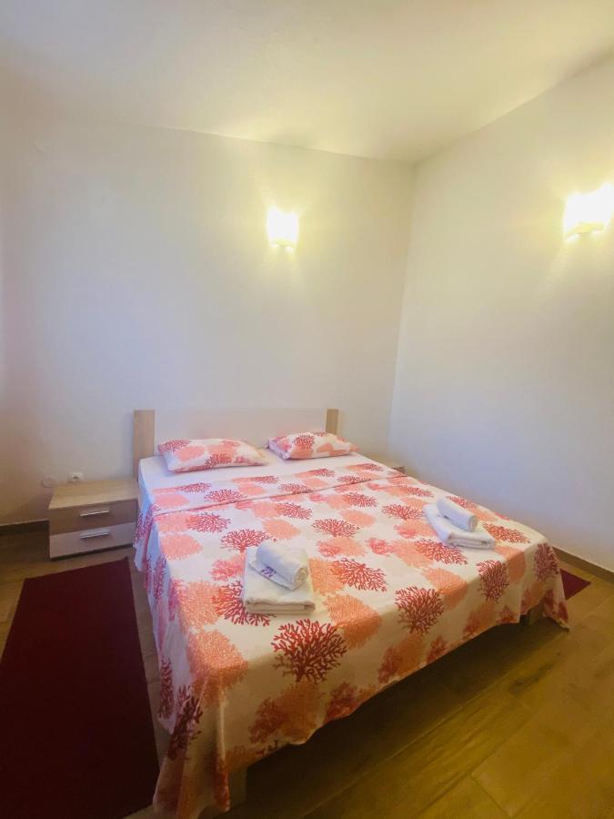 Apartmani Janja Stari Grad Kültér fotó